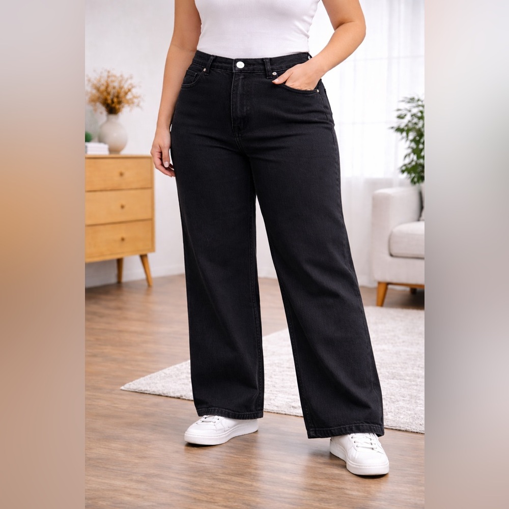 Classic Black Women's Jeans